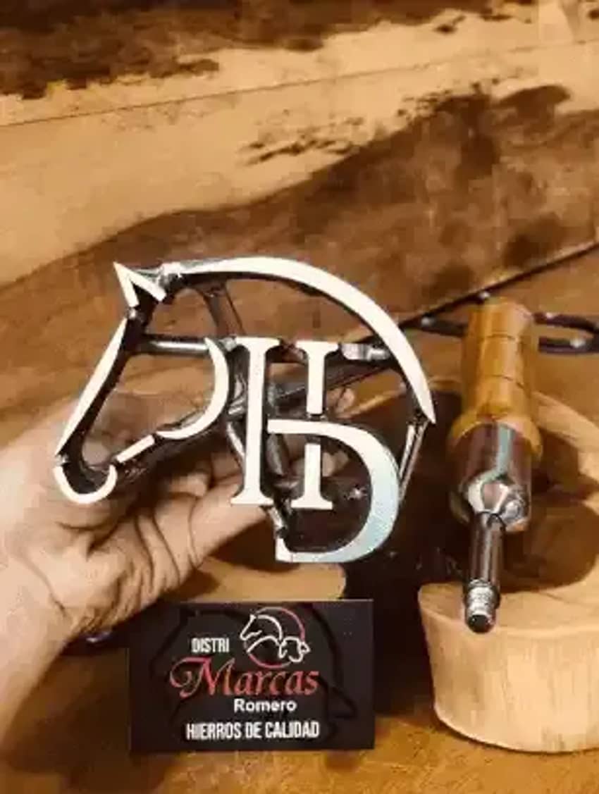 Marca Acero Inoxidable – Marcación de Ganado Profesional | Croper, image size:850x1127