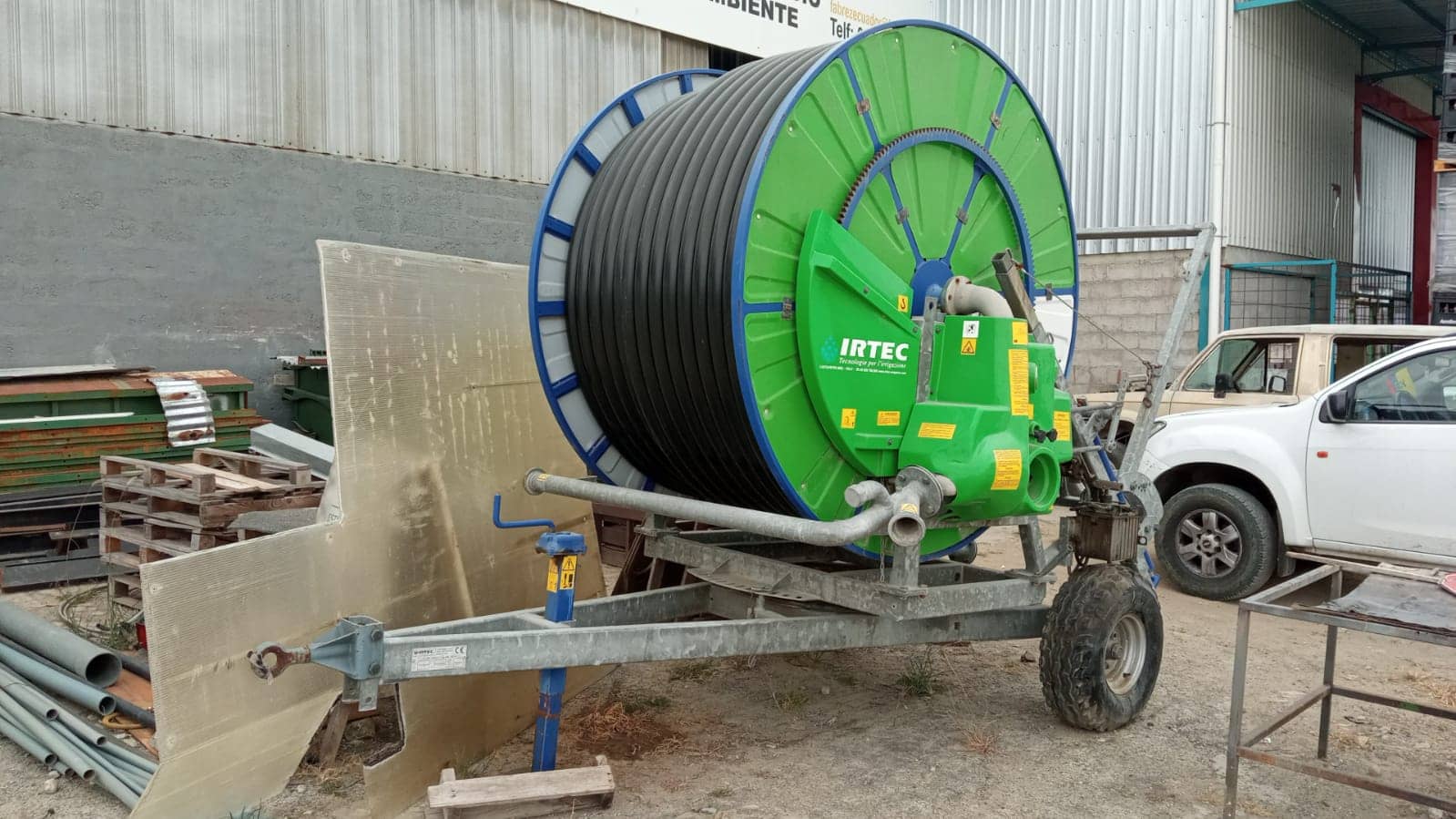 Enrollador para riego en ganadería