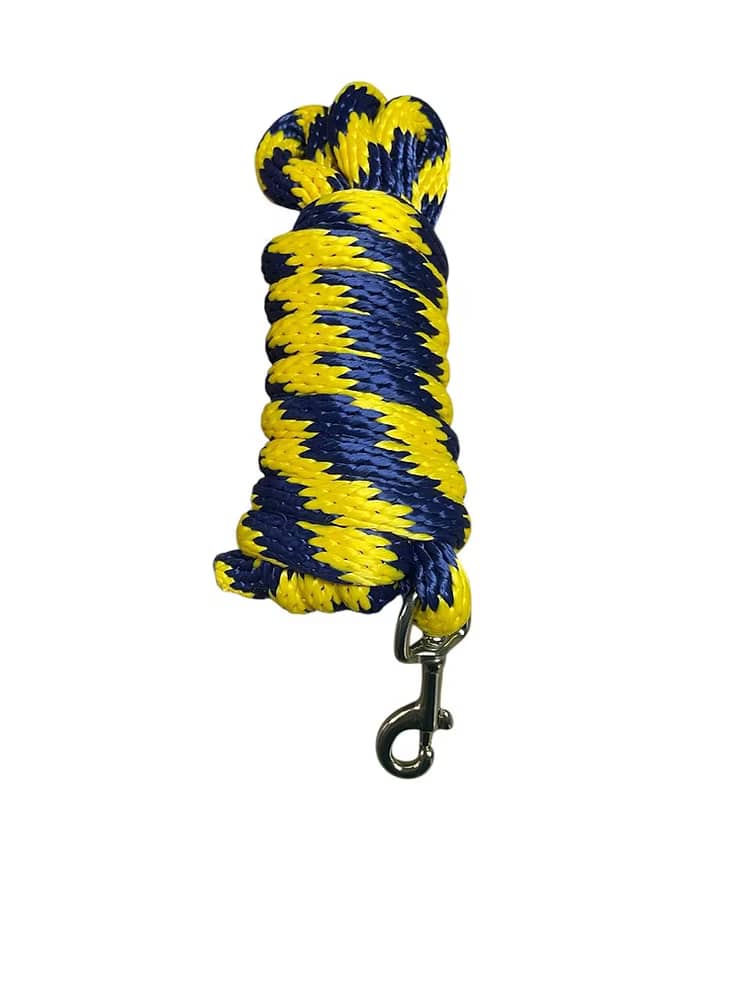 Pisador con mosquetón para equinos – Resistente y seguro