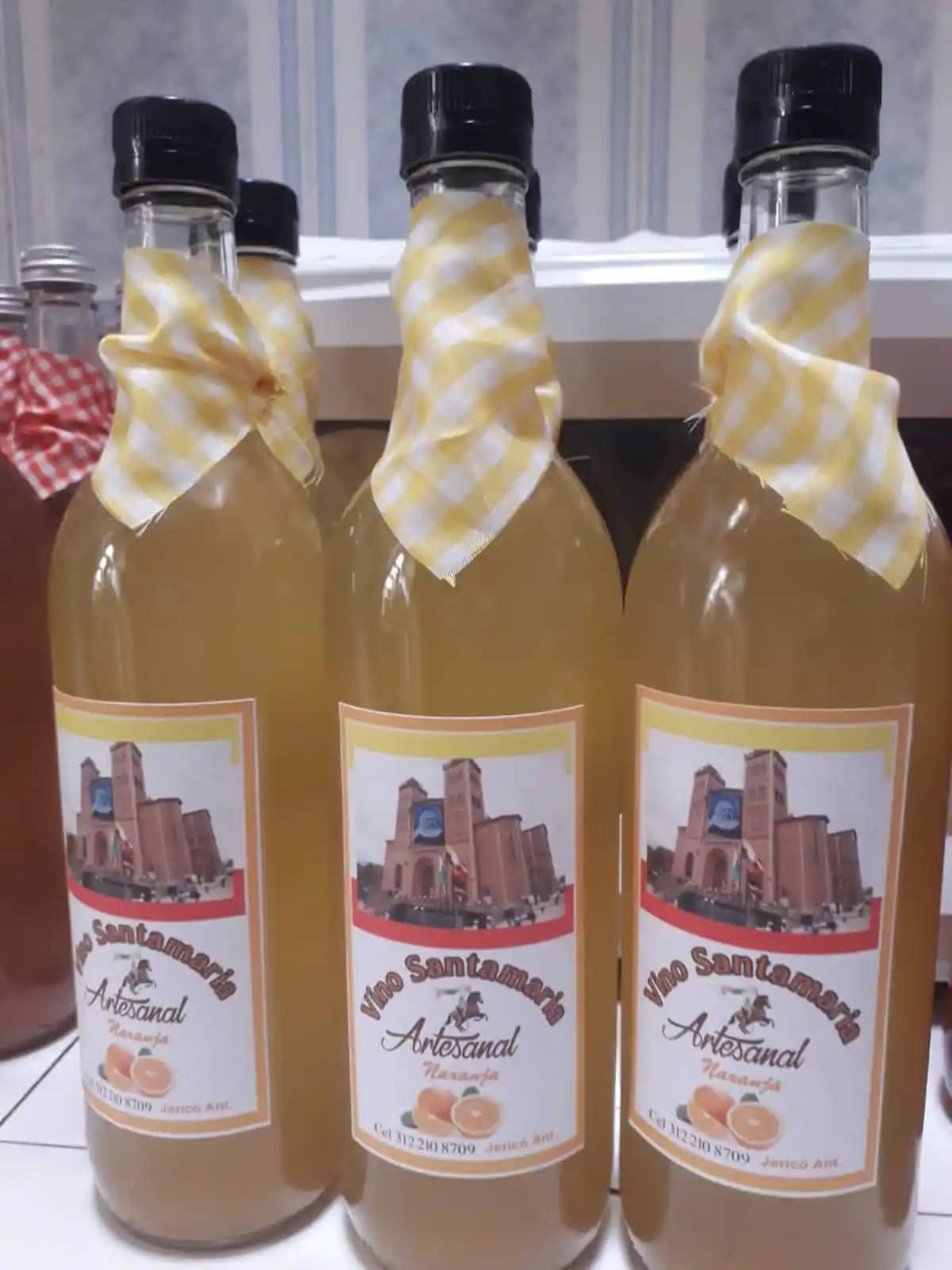 Vino artesanal de Jengibre con canela endulzado con miel