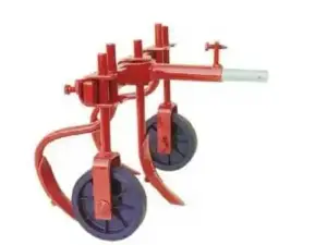 Arado 3 cinceles para motocultor: penetración eficiente