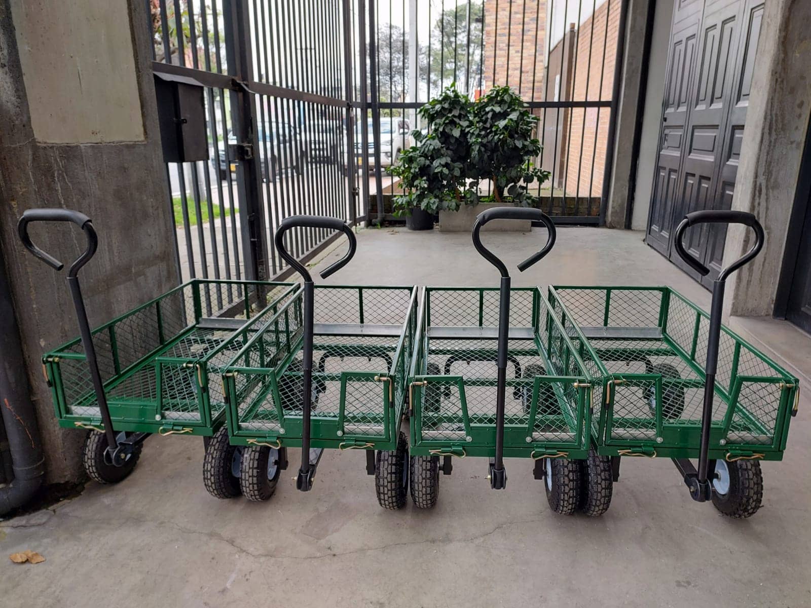 Carro remolque manual 250Kg para carga en fincas