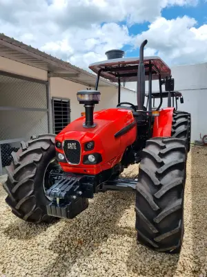 Tractor Agrícola Modelo SAME EXPLORER 95 E1