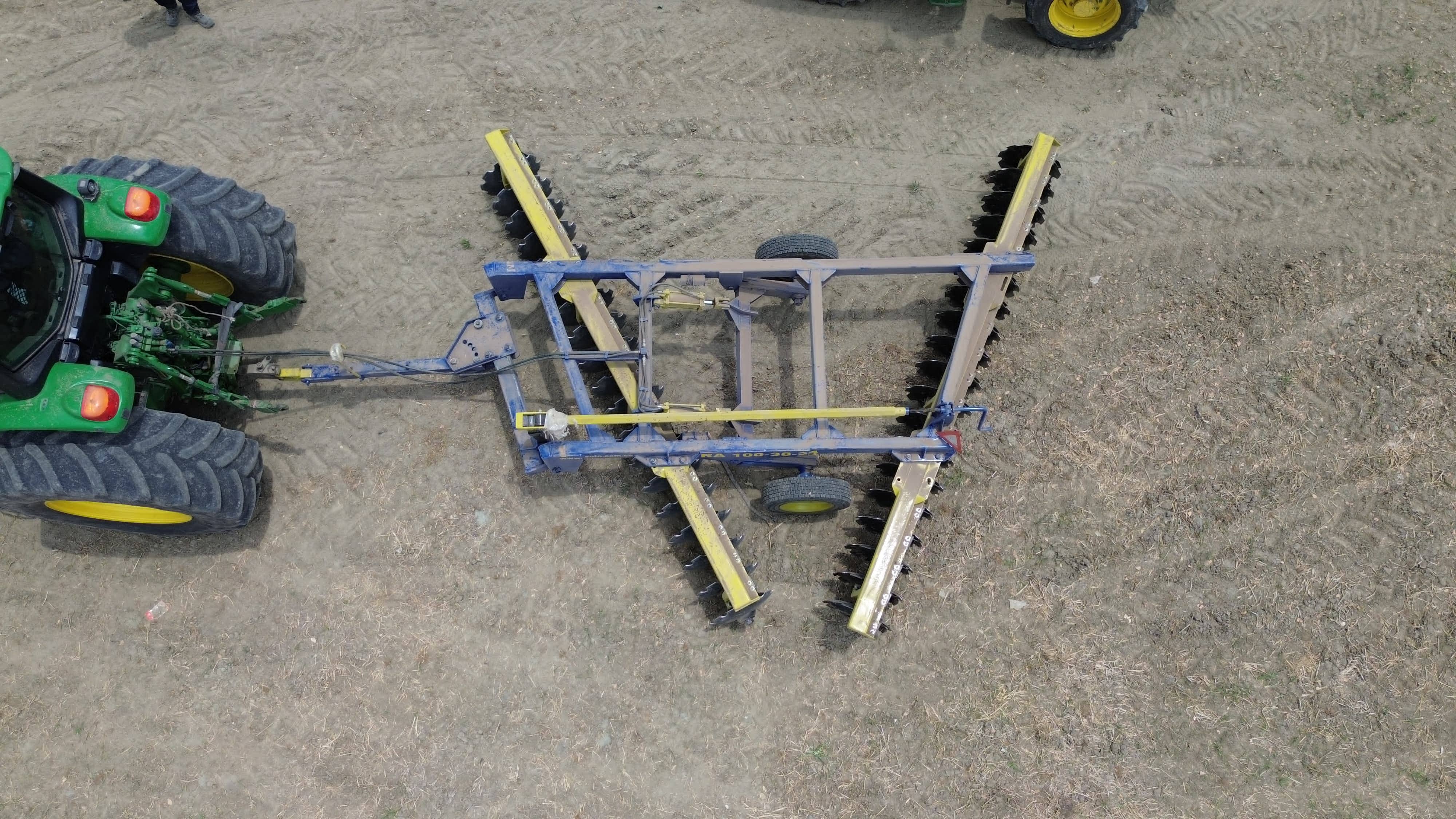 Rastra Aradora Pesada – Preparación del suelo de alta resistencia