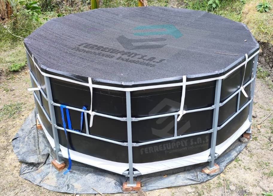 Tanque Agroindustrial, Geomembrana Referencia M - 16	Diámetro 5 metros Capacidad 20.000 litros Resistente y Durable